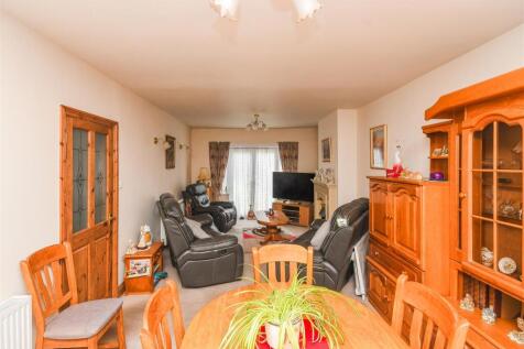 161 Clark Road - Lounge Dining Room.jpg
