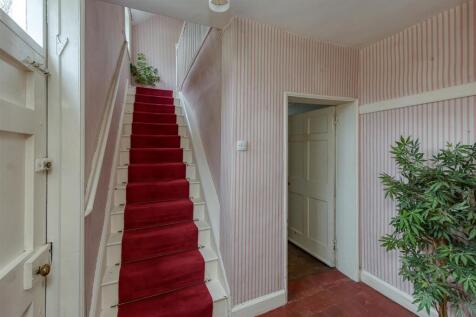 Bridge Cottage-hall.jpg