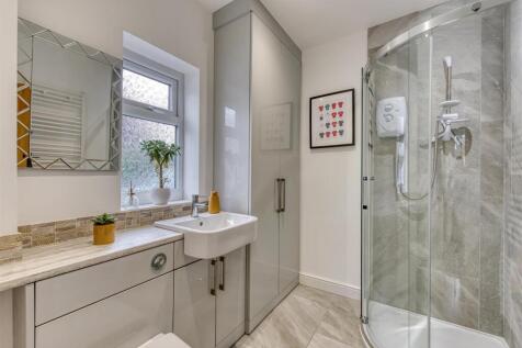 75 Birches Road-shower room.jpg