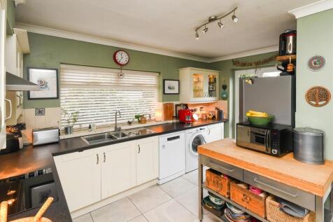 53 Finchfield Road-15.jpg