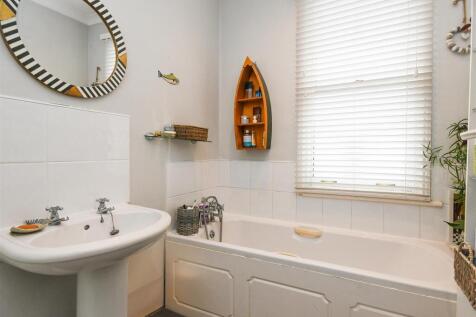 53 Finchfield Road - Bathroom RevA.jpg