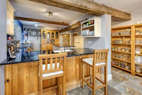 The Grove-kitchen4.jpg