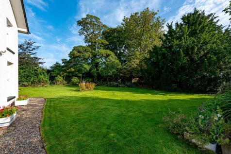 The Grove, Bradley-External-09.jpg