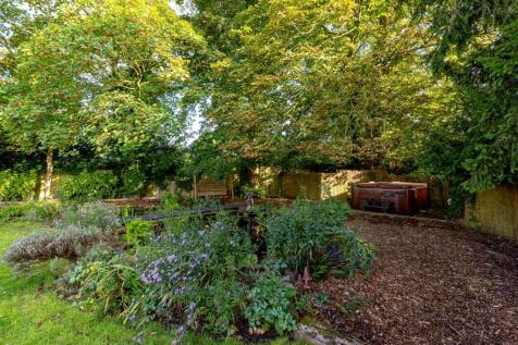 The Grove, Bradley-External-05.jpg