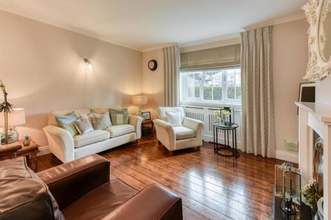3 Linden Lea-lounge1.jpg