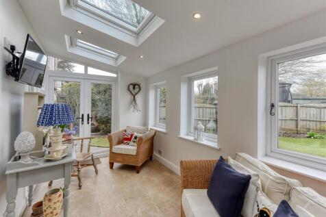 3 Linden Lea-garden room1.jpg