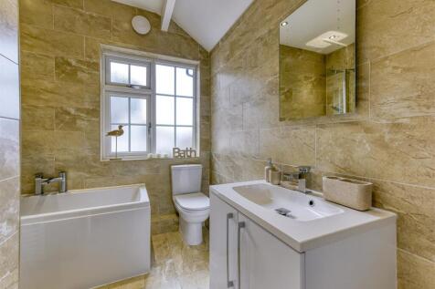 3 Linden Lea-bath1.jpg