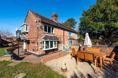 Elms Cottage-front3.jpg