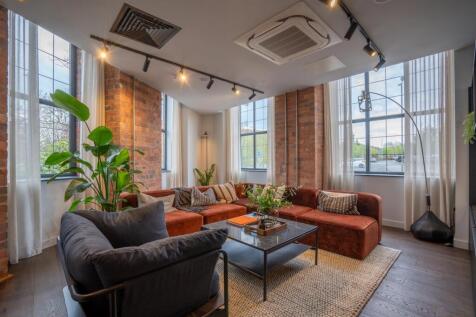 Paragon - Lifestyle April 2025-284.jpg