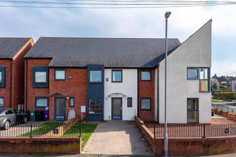 30 Birchwood Road-front.jpg