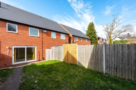 30 Birchwood Road-garden2.jpg