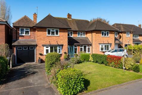 17 Wrekin Drive-front2.jpg