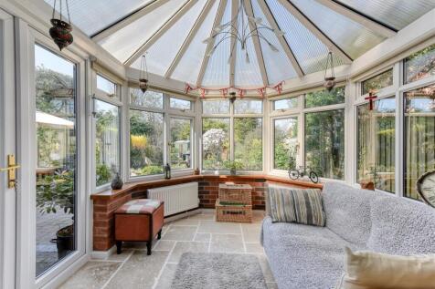 17 Wrekin Drive-conservatory.jpg