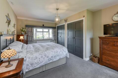 17 Wrekin Drive-bed2a.jpg