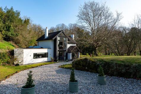 Old Mill House-front3.jpg