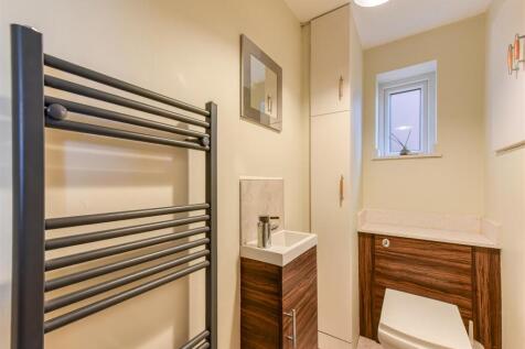 55 Woodcote Road-cloaks.jpg