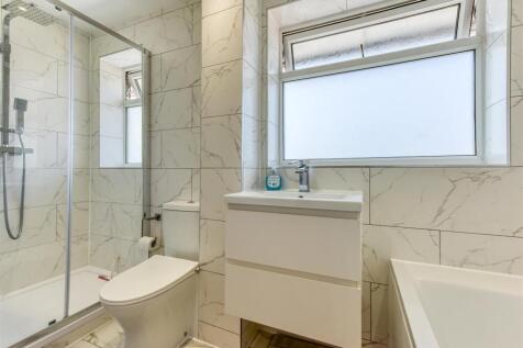 55 Woodcote Road-bathroom.jpg