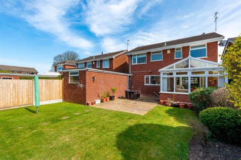 55 Woodcote Road-garden3.jpg