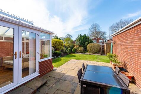 55 Woodcote Road-garden1.jpg