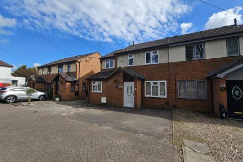 34b Codsall Road 1