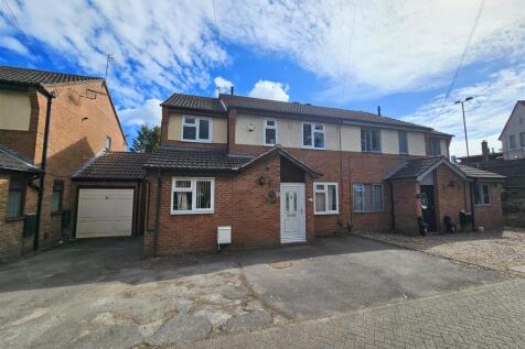 34b Codsall Road 7