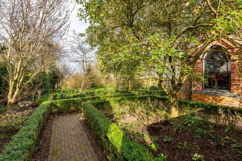 Park View-garden3.jpg