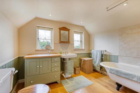 Upper Lea-bath.jpg