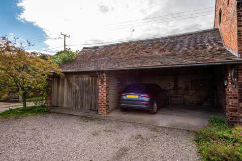 Upper Lea-garage.jpg
