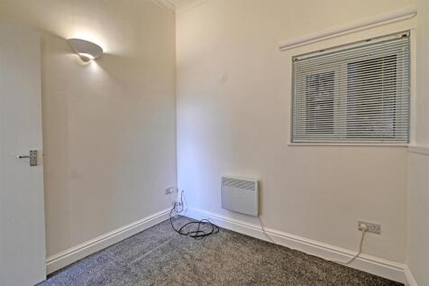 Flat 3, Hollybush House-7.jpg
