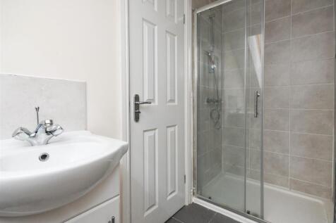 2D Shaw Lane - En-Suite Shower Room 2 (2).jpg
