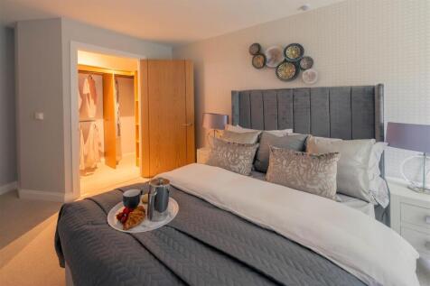 2048_TTT_THR_RLP_BED_4.jpg