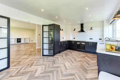 77 Mount Road-05.jpg