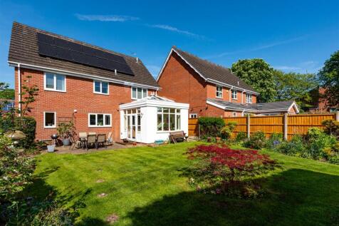 2 Yew Tree Gardens-rear.jpg