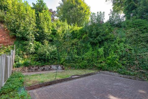 39 Alpine Way-external AUG25-3.jpg