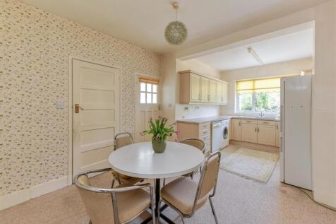 43 Woodthorne Road-kitchen1.jpg