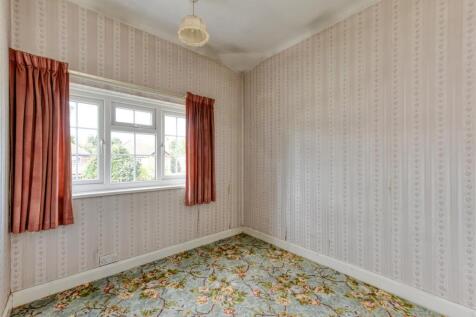 43 Woodthorne Road-bed3.jpg