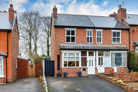75 Wood Road-front.jpg