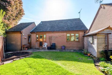 5 Old Farm Meadow-rear.jpg