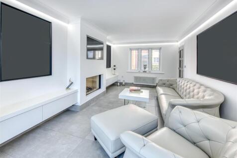 37 Deaconsfield-lounge2.jpg