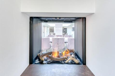 37 Deaconsfield-dining3.jpg