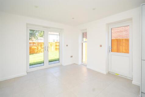 30 Brunslow Close (13).jpg