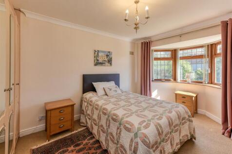 4 Shop Lane-bed1.jpg