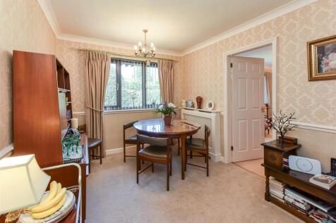 11a Wrekin Drive-dining1.jpg