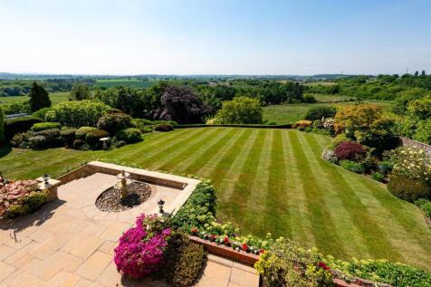 Fernfields-external-01.jpg