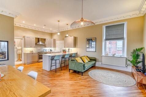 Home Wood-06.jpg