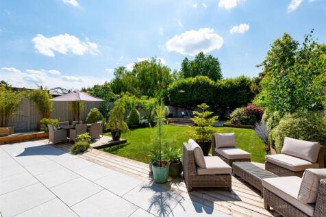 5 Foley Avenue-garden2.jpg