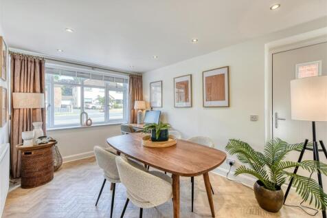 5 Foley Avenue-dining.jpg