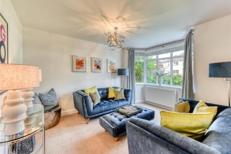 5 Foley Avenue-sitting.jpg