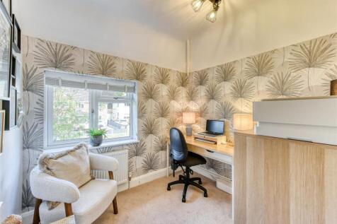 5 Foley Avenue-bed4.jpg