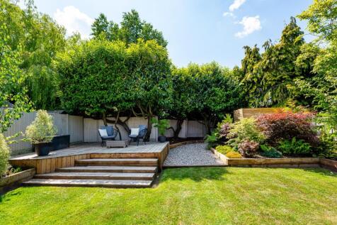 5 Foley Avenue-garden3.jpg